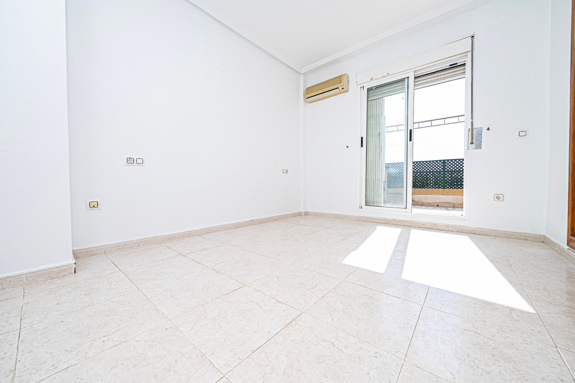 Herverkoop - 2. Town house - Villamartin - Orihuela Costa