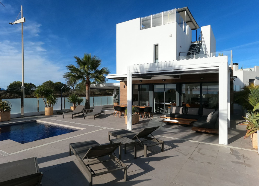 Herverkoop - 3. Halfvrijstaand huis - Algorfa - Costa Blanca Zuid