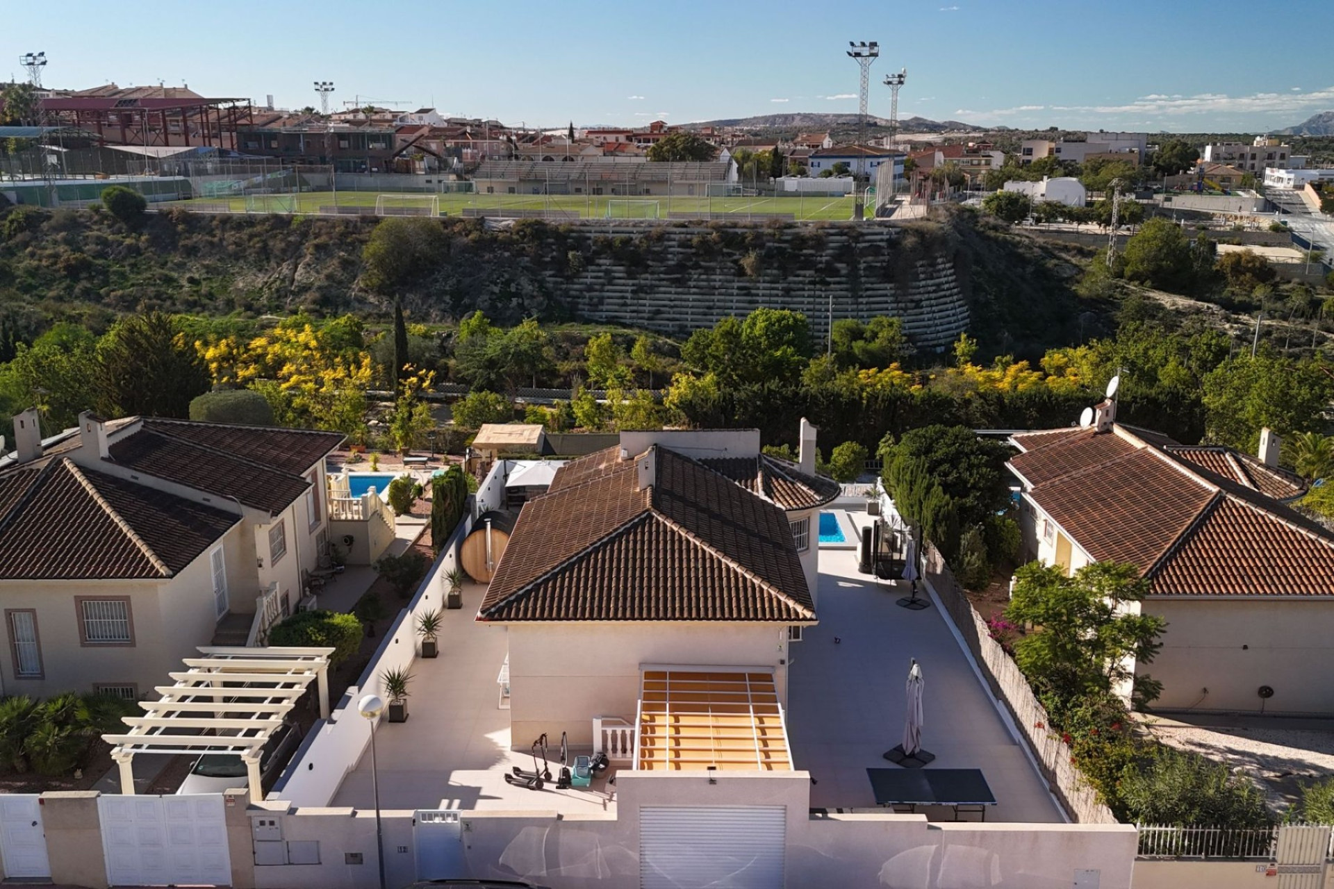 Herverkoop - 3. Halfvrijstaand huis - Benimar - Costa Blanca Zuid