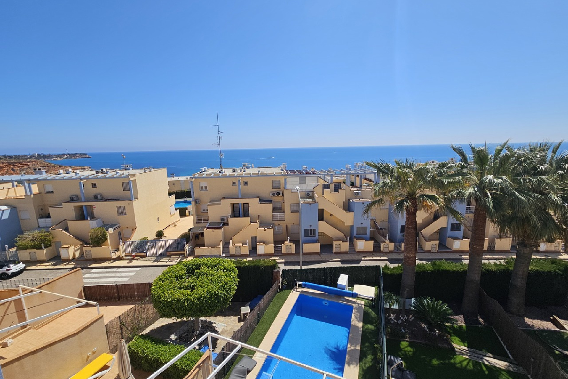 Herverkoop - 3. Halfvrijstaand huis - Cabo Roig - Costa Blanca Zuid