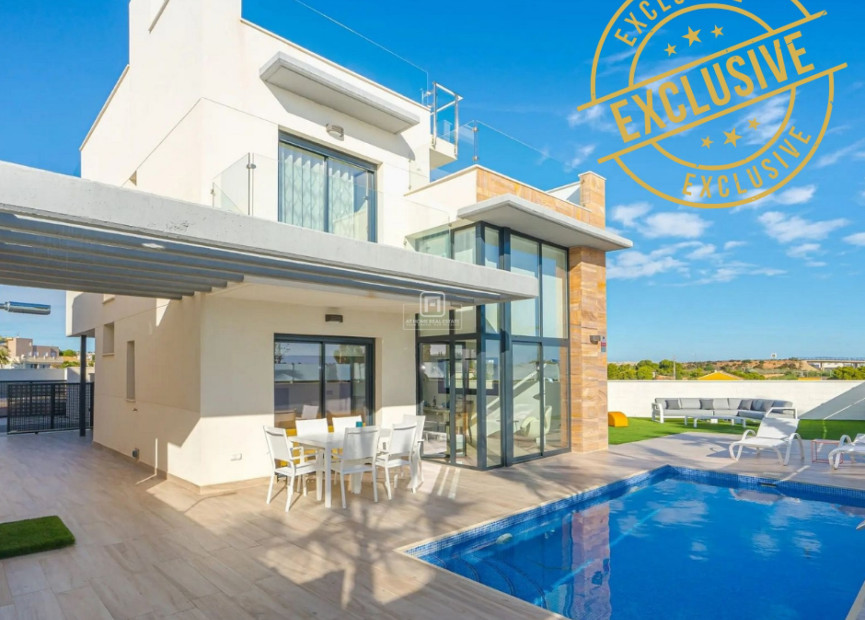 Herverkoop - 3. Halfvrijstaand huis - Cabo Roig - Costa Blanca Zuid