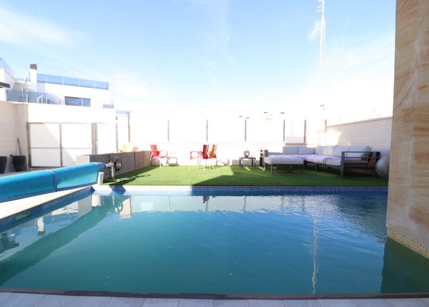 Herverkoop - 3. Halfvrijstaand huis - Cabo Roig - Costa Blanca Zuid