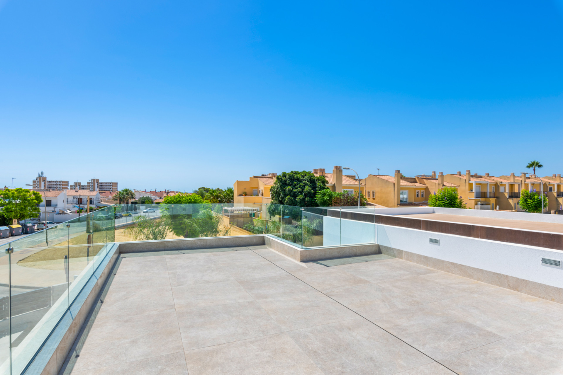 Herverkoop - 3. Halfvrijstaand huis - El Campello - Costa Blanca Noord