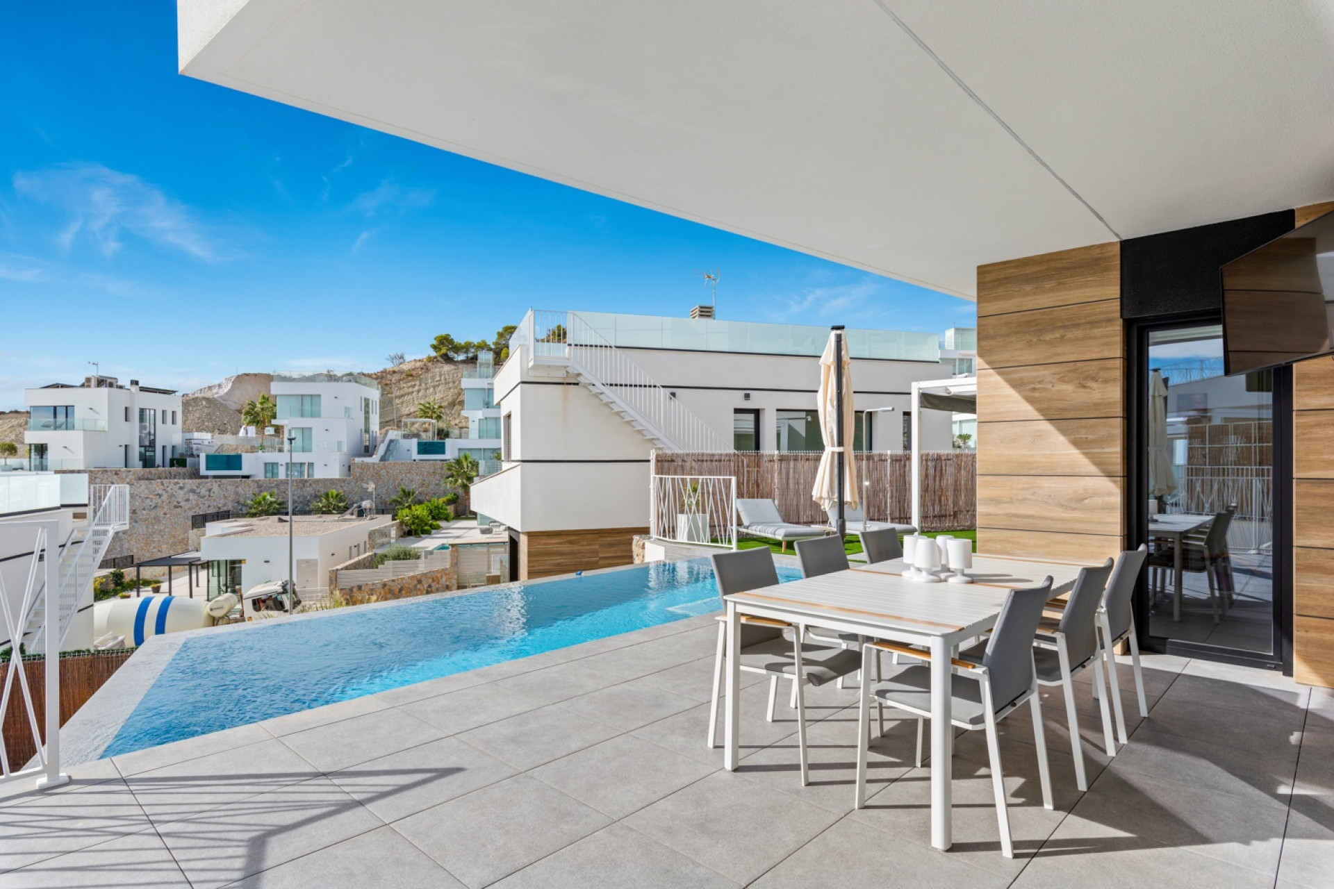 Herverkoop - 3. Halfvrijstaand huis - Finestrat - Costa Blanca Noord