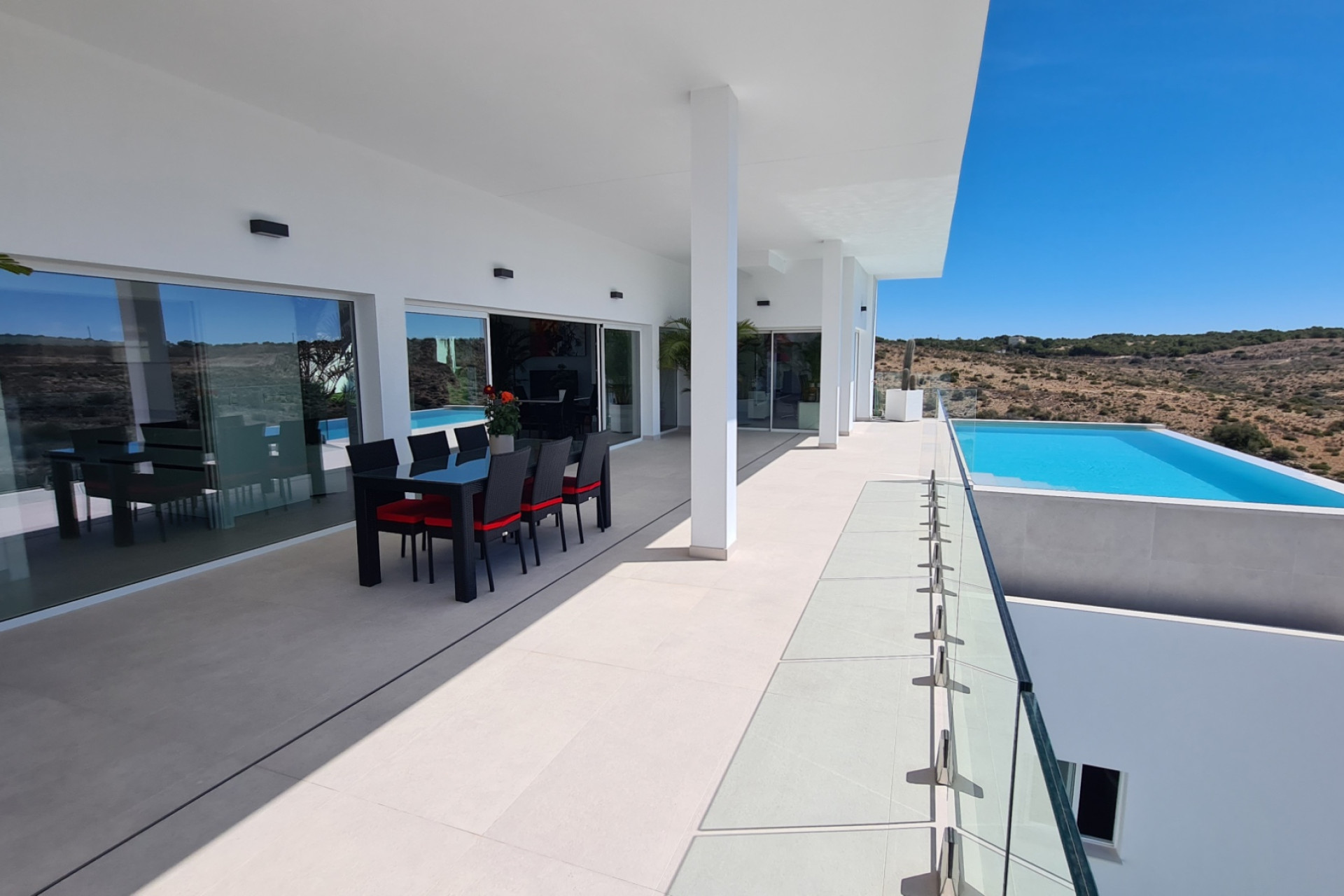 Herverkoop - 3. Halfvrijstaand huis - La Marina - Costa Blanca Noord