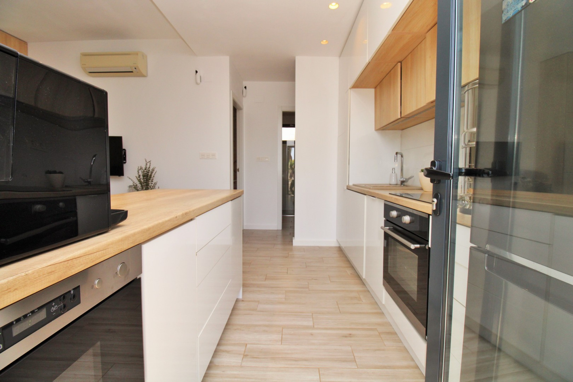 Herverkoop - 3. Halfvrijstaand huis - La Zenia - Costa Blanca Zuid