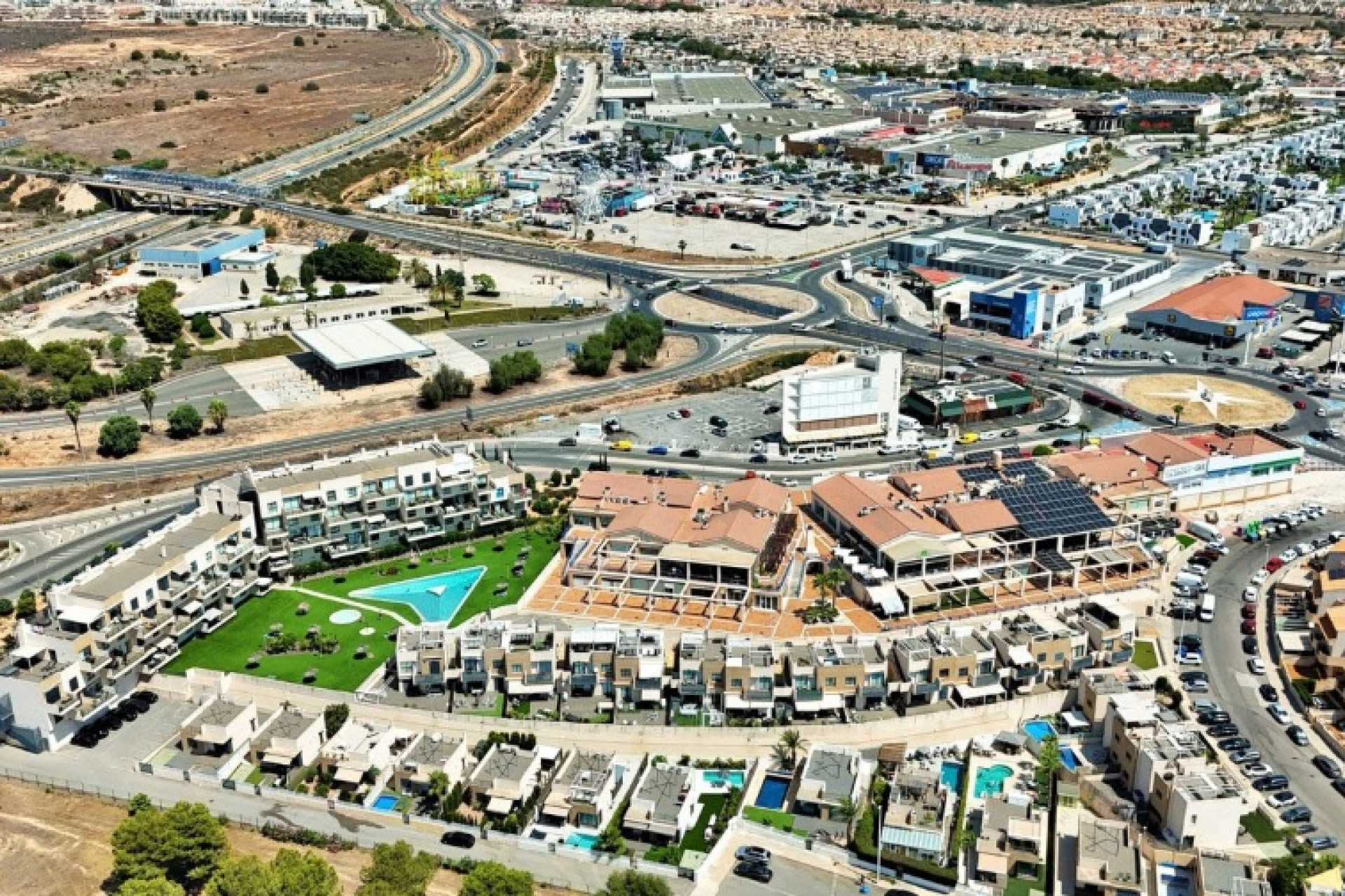 Herverkoop - 3. Halfvrijstaand huis - La Zenia - Costa Blanca Zuid