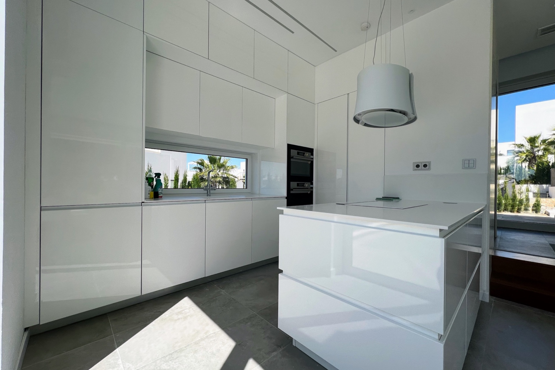 Herverkoop - 3. Halfvrijstaand huis - Las Colinas Golf and Country Club - Costa Blanca Zuid