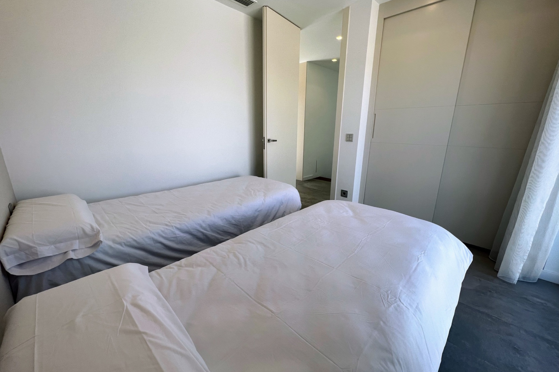 Herverkoop - 3. Halfvrijstaand huis - Las Colinas Golf and Country Club - Costa Blanca Zuid