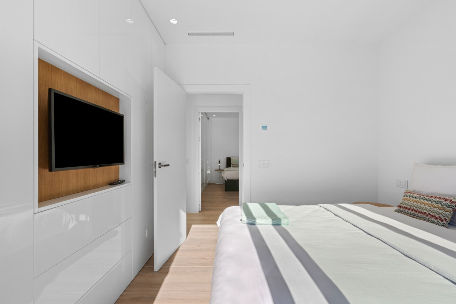 Herverkoop - 3. Halfvrijstaand huis - Las Colinas Golf and Country Club - Costa Blanca Zuid