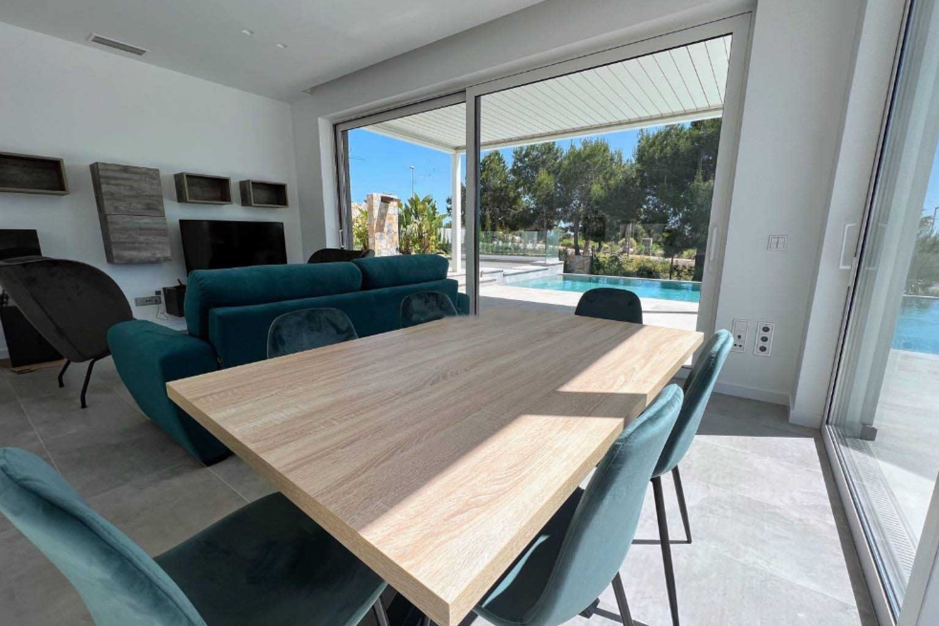 Herverkoop - 3. Halfvrijstaand huis - Las Colinas Golf and Country Club - Costa Blanca Zuid