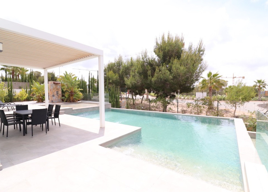 Herverkoop - 3. Halfvrijstaand huis - Las Colinas Golf and Country Club - Costa Blanca Zuid