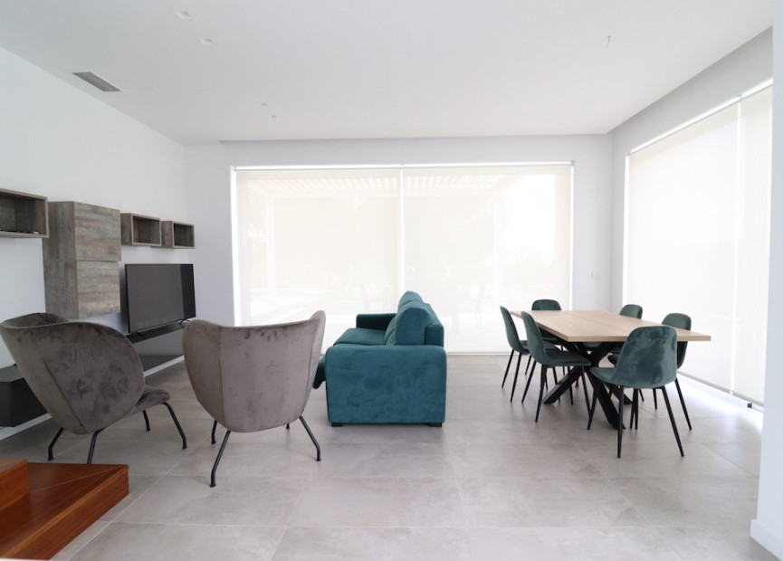 Herverkoop - 3. Halfvrijstaand huis - Las Colinas Golf and Country Club - Costa Blanca Zuid