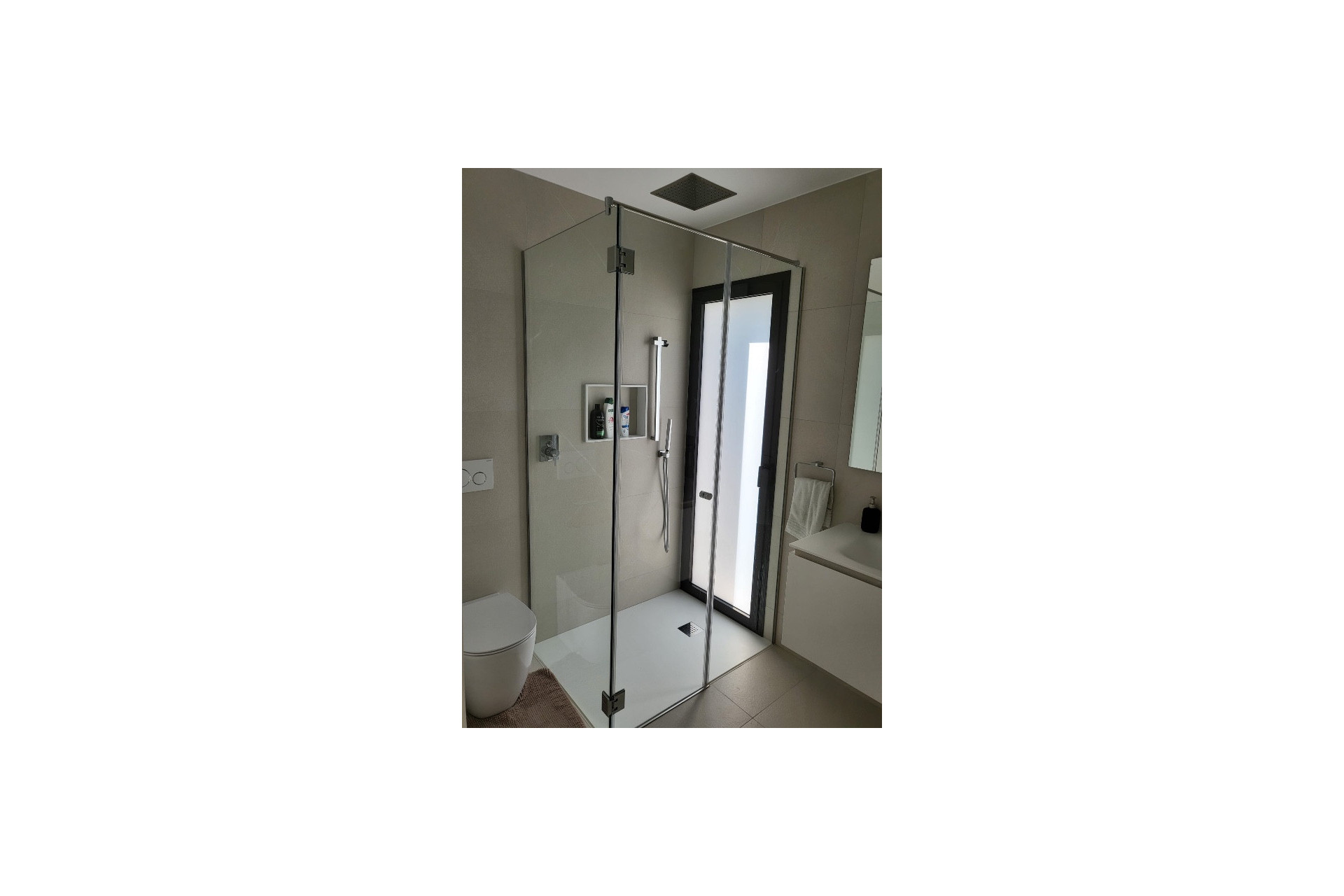 Herverkoop - 3. Halfvrijstaand huis - Las Colinas Golf and Country Club - Costa Blanca Zuid