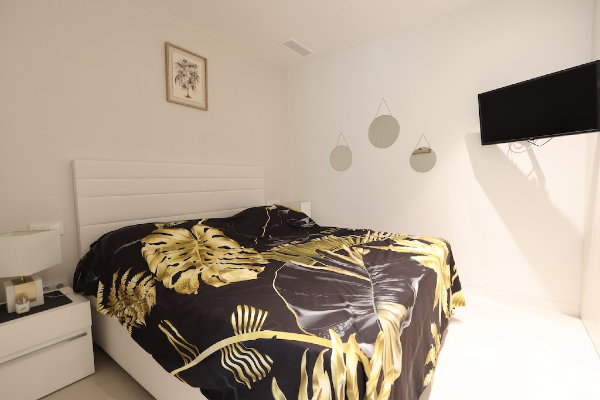 Herverkoop - 3. Halfvrijstaand huis - Las Colinas Golf and Country Club - Costa Blanca Zuid