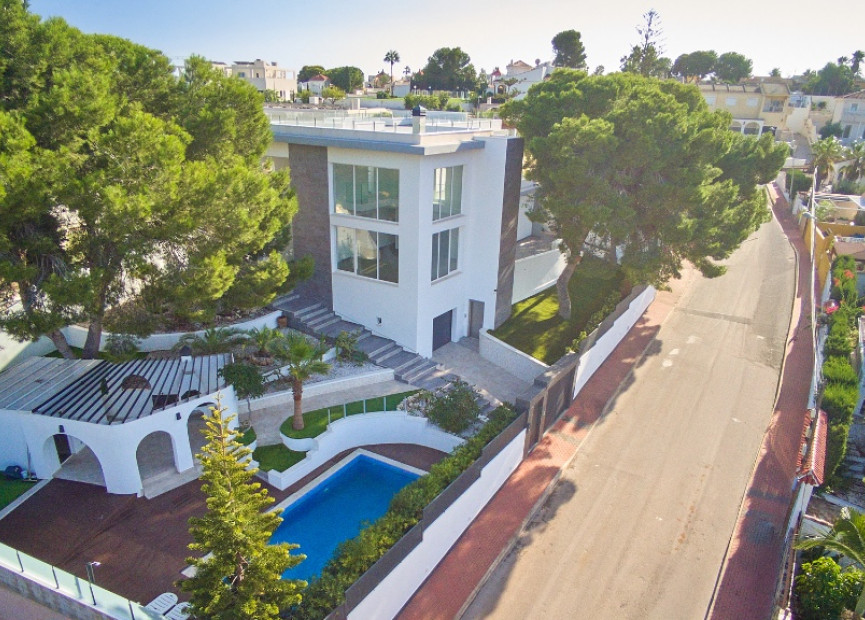 Herverkoop - 3. Halfvrijstaand huis - Los Balcones - Costa Blanca Zuid