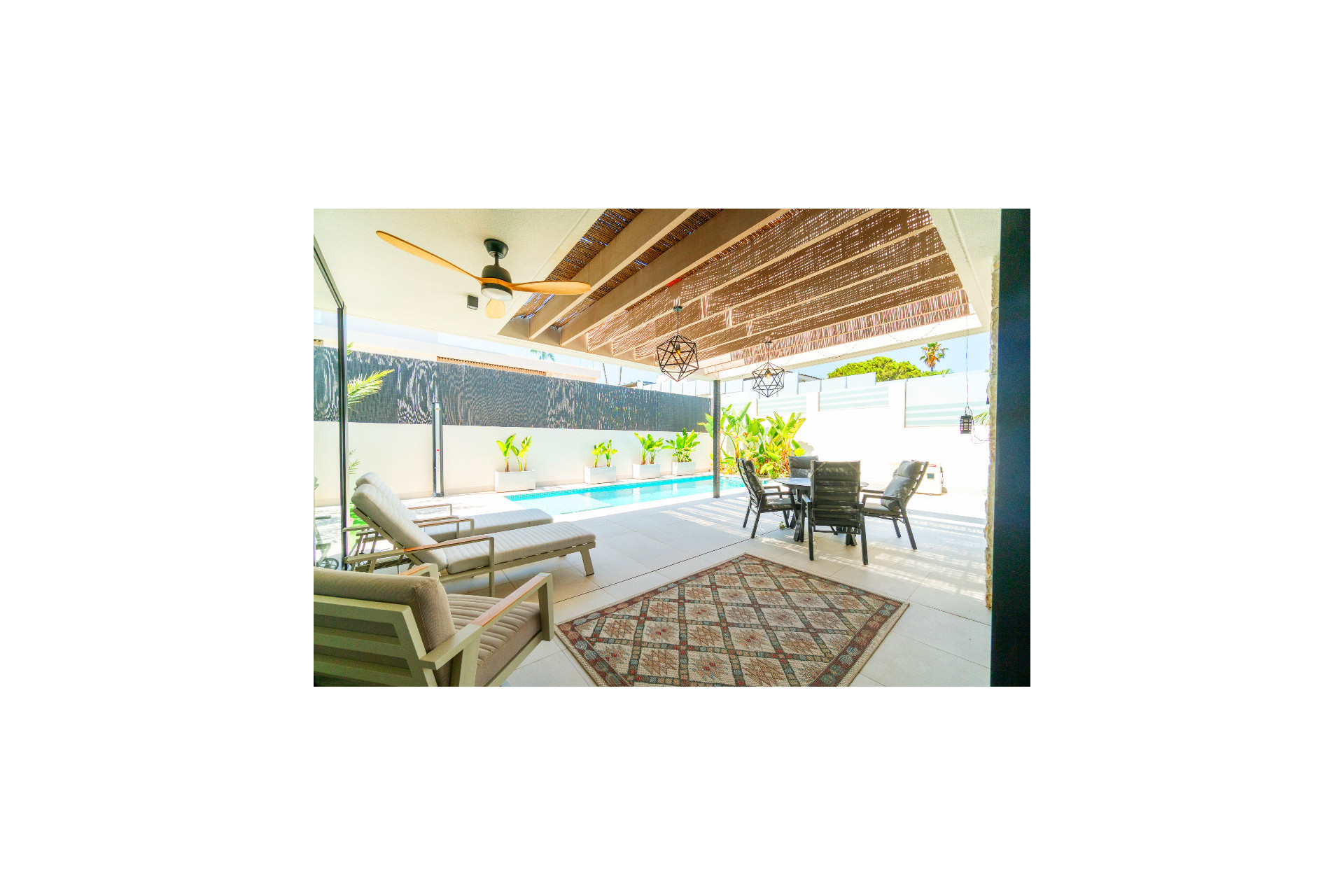 Herverkoop - 3. Halfvrijstaand huis - Los Balcones - Costa Blanca Zuid