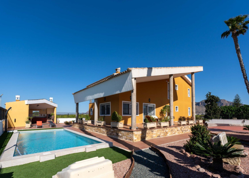 Herverkoop - 3. Halfvrijstaand huis - Orihuela - Costa Blanca Zuid