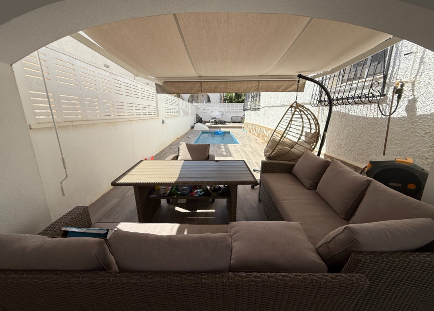 Herverkoop - 3. Halfvrijstaand huis - Orihuela Costa - Costa Blanca Zuid