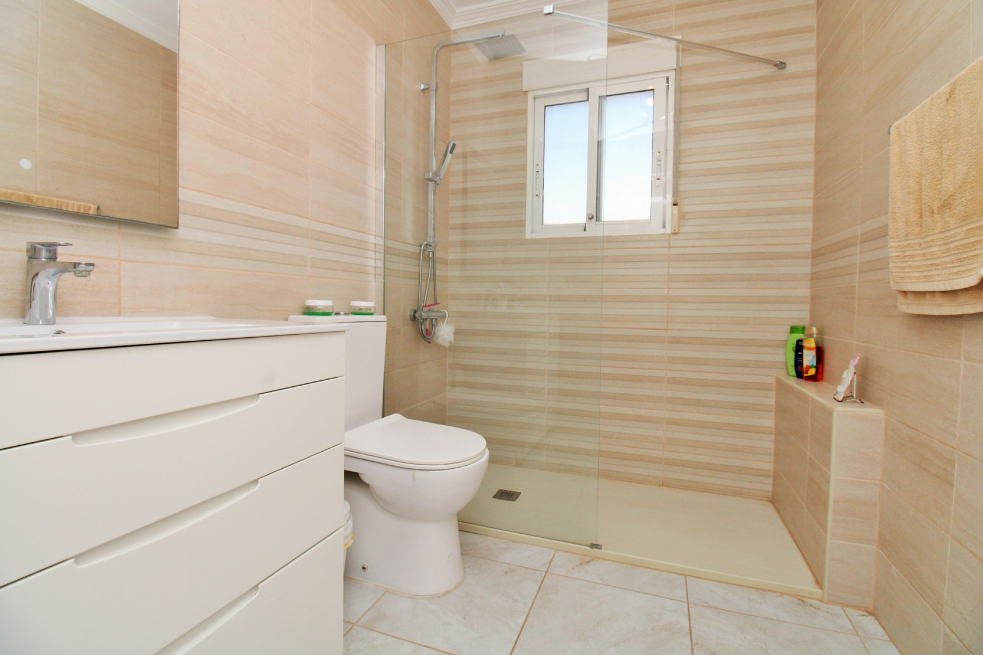 Herverkoop - 3. Halfvrijstaand huis - Playa Flamenca - Costa Blanca Zuid