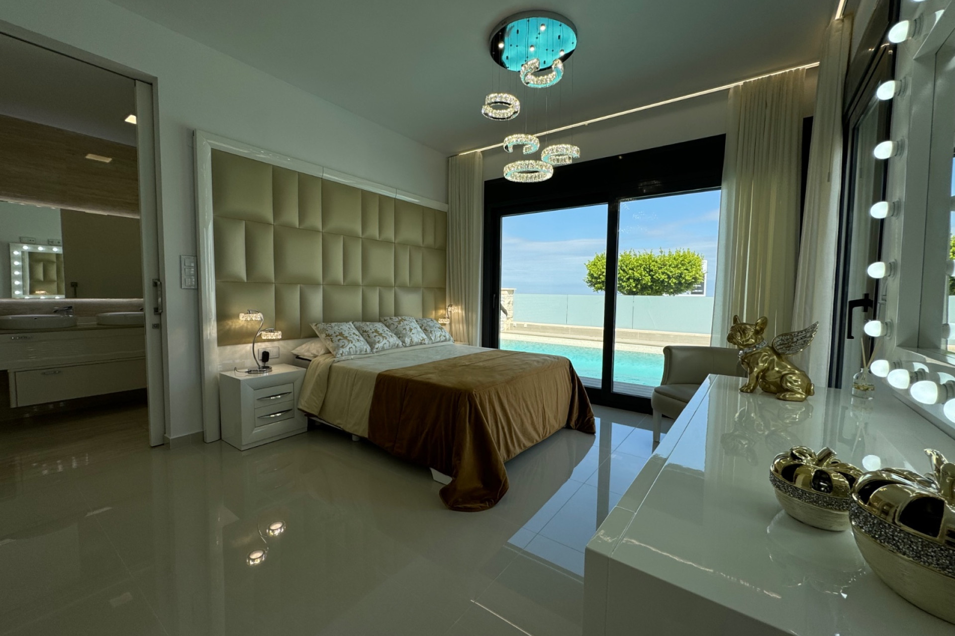 Herverkoop - 3. Halfvrijstaand huis - San Miguel de Salinas - Costa Blanca Zuid