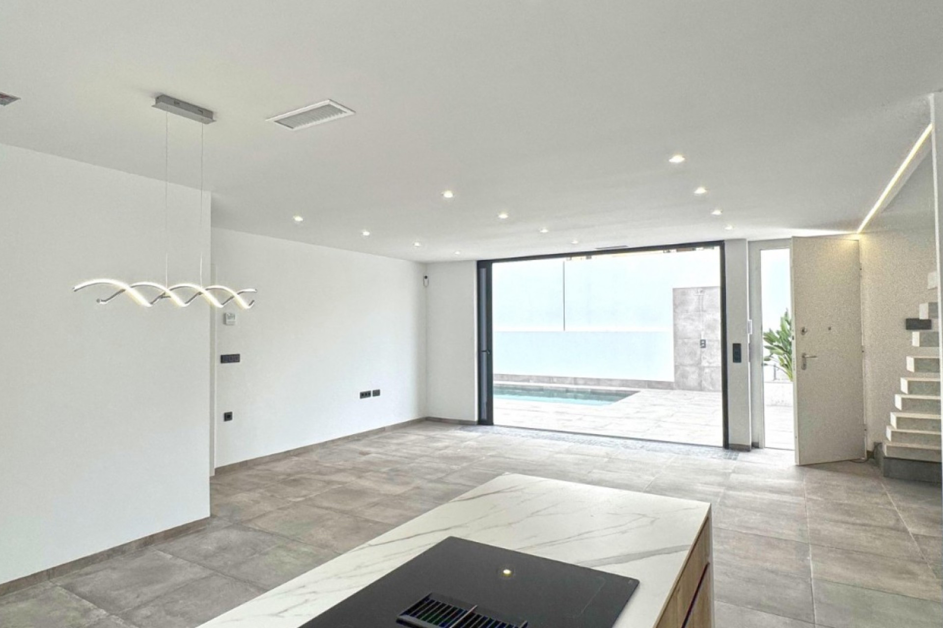 Herverkoop - 3. Halfvrijstaand huis - Torrevieja - Costa Blanca Zuid