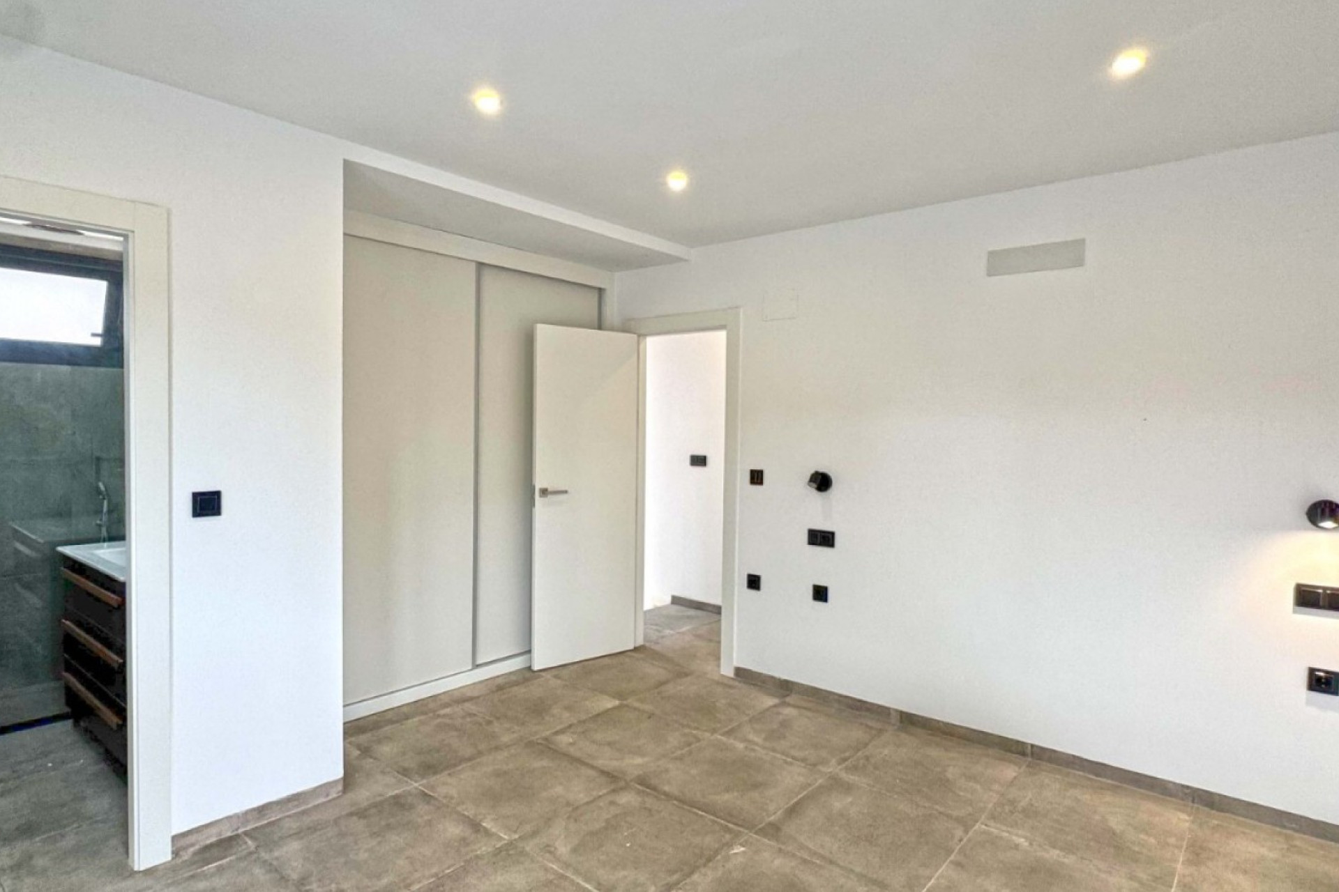 Herverkoop - 3. Halfvrijstaand huis - Torrevieja - Costa Blanca Zuid