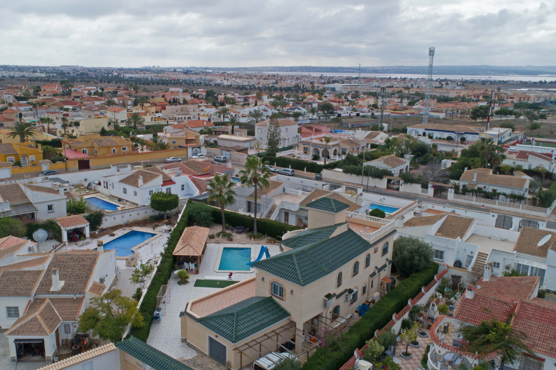 Herverkoop - 3. Halfvrijstaand huis - Torrevieja - Costa Blanca Zuid