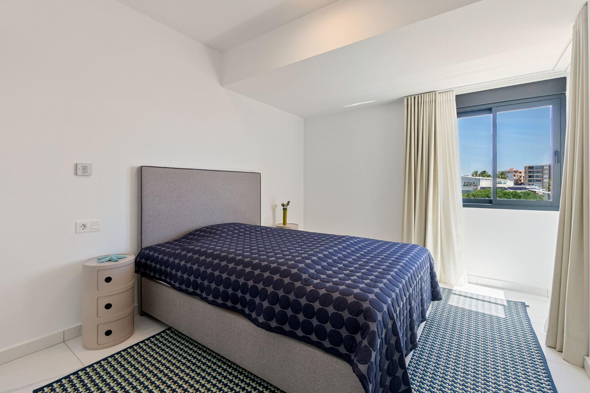 Herverkoop - 3. Halfvrijstaand huis - Torrevieja - Costa Blanca Zuid