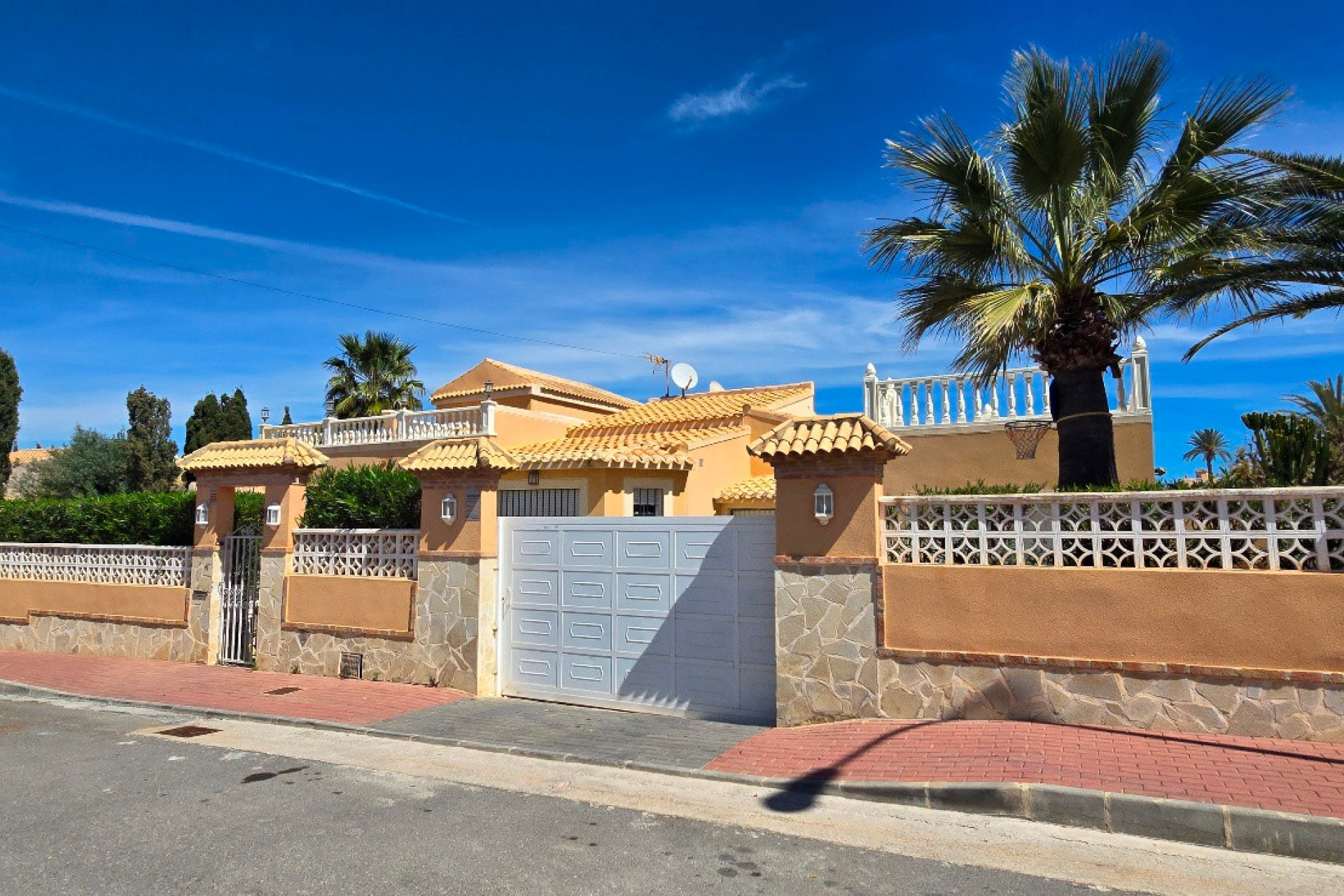 Herverkoop - 3. Halfvrijstaand huis - Torrevieja - Costa Blanca Zuid