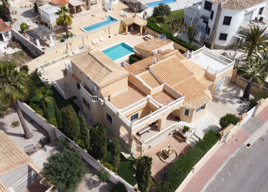 Herverkoop - 3. Halfvrijstaand huis - Torrevieja - Costa Blanca Zuid