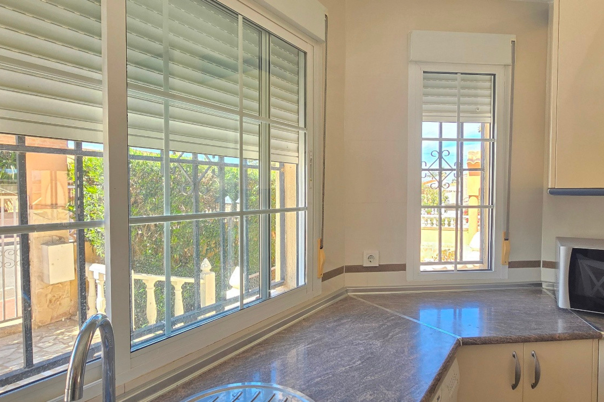 Herverkoop - 3. Halfvrijstaand huis - Torrevieja - Costa Blanca Zuid