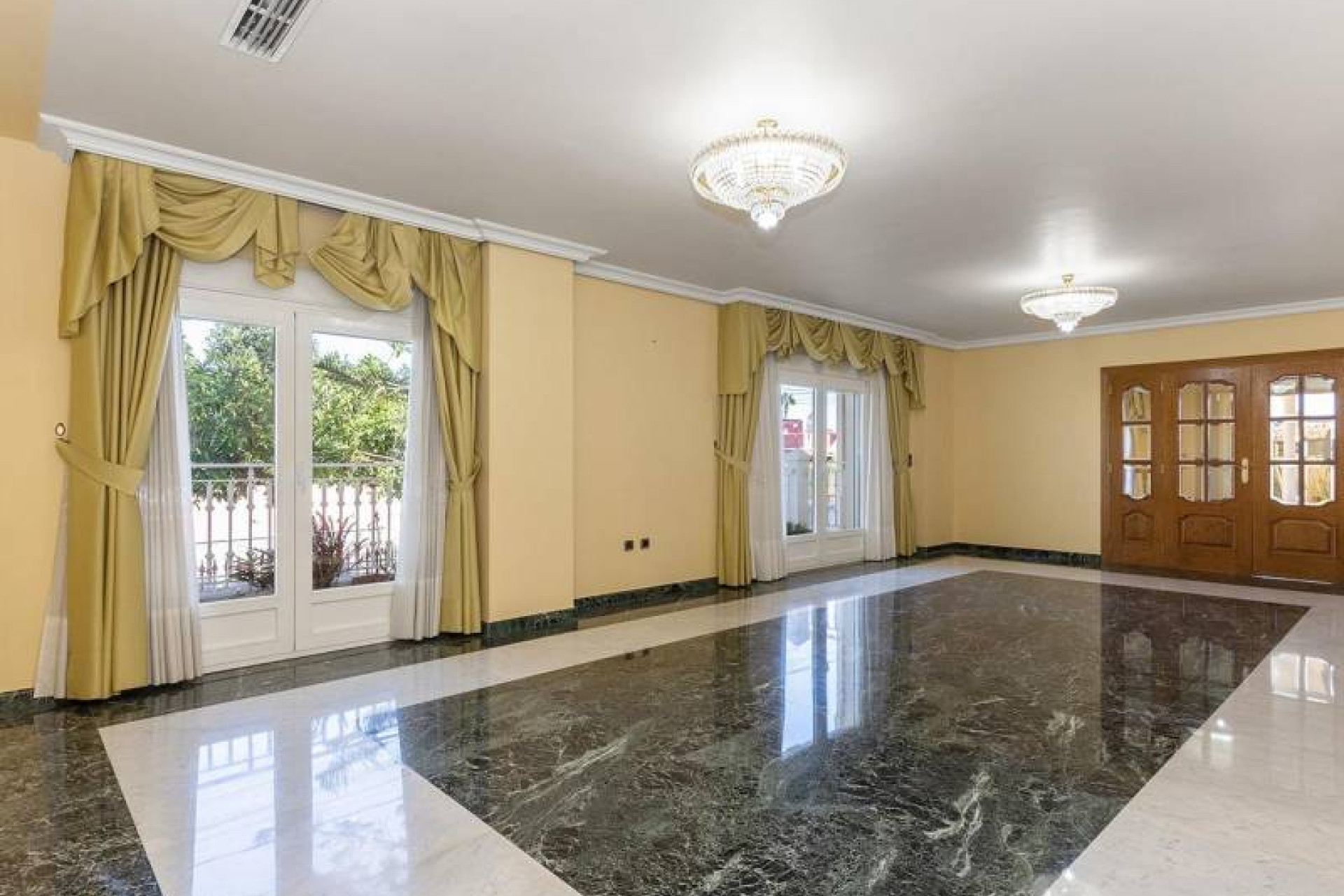 Herverkoop - 3. Halfvrijstaand huis - Torrevieja - Costa Blanca Zuid