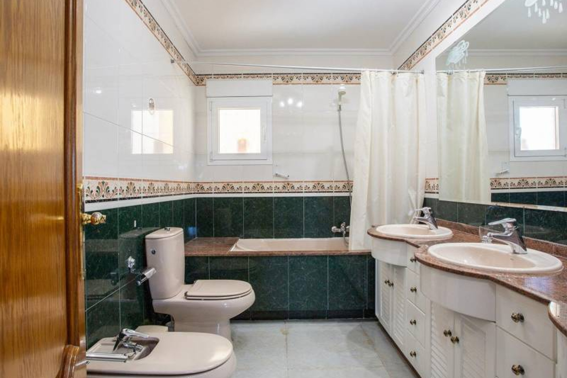 Herverkoop - 3. Halfvrijstaand huis - Torrevieja - Costa Blanca Zuid