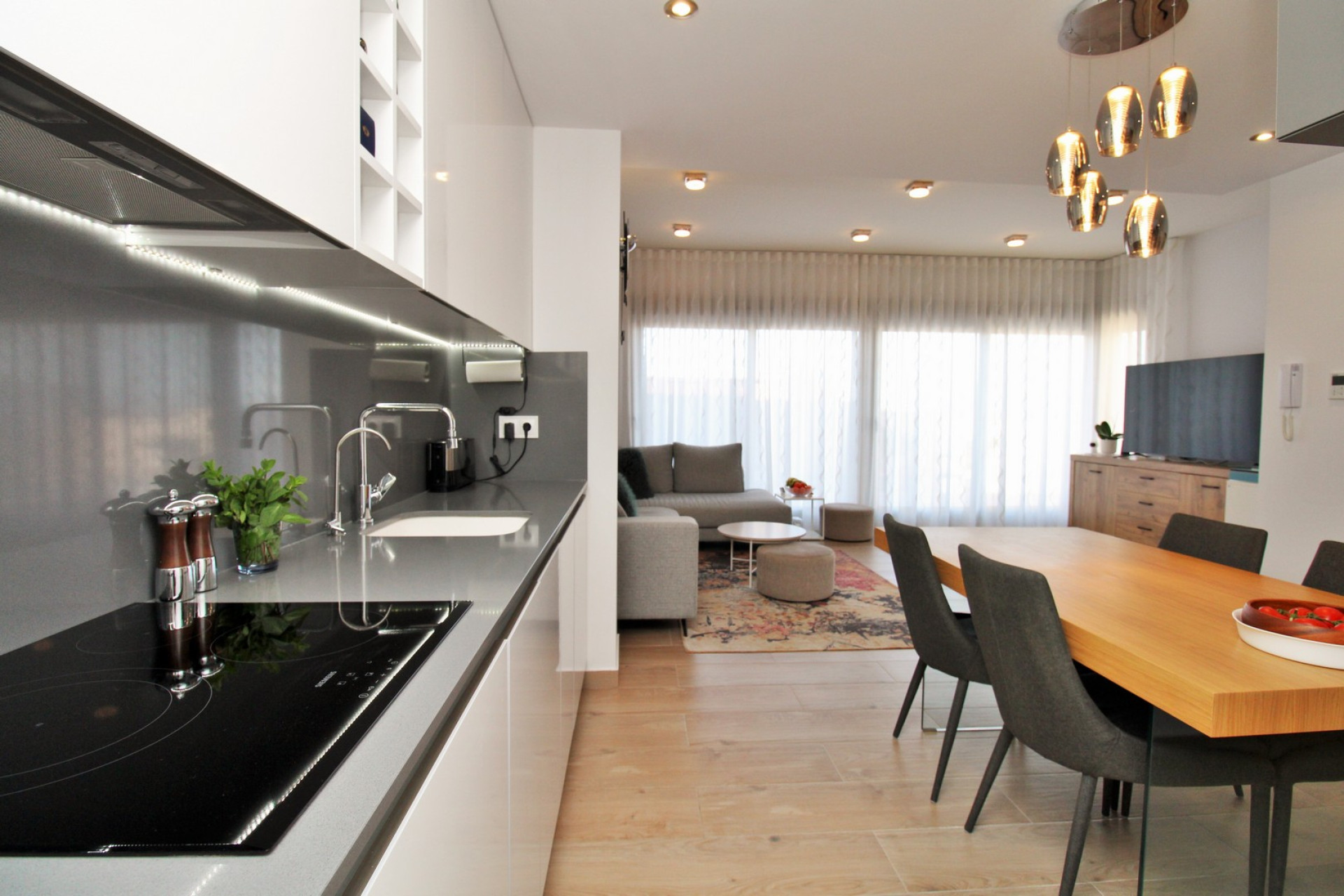 Herverkoop - 3. Halfvrijstaand huis - Villamartin - Costa Blanca Zuid