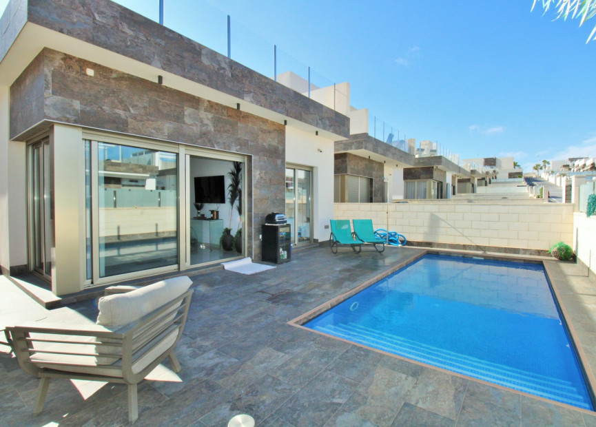 Herverkoop - 3. Halfvrijstaand huis - Villamartin - Costa Blanca Zuid