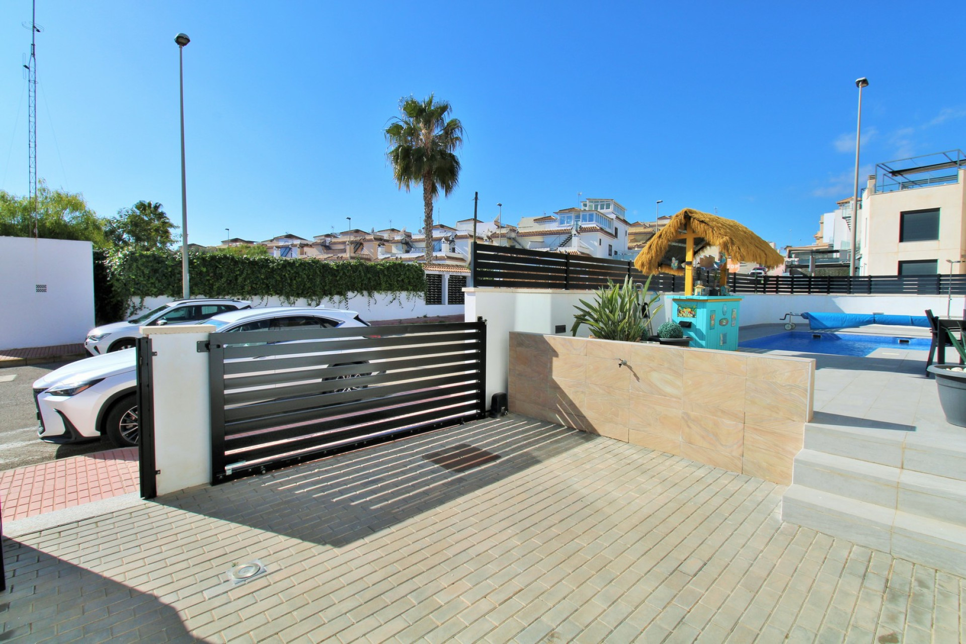 Herverkoop - 3. Halfvrijstaand huis - Villamartin - Costa Blanca Zuid
