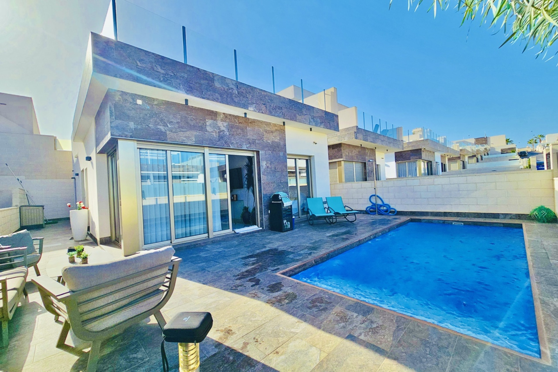 Herverkoop - 3. Halfvrijstaand huis - Villamartin - Costa Blanca Zuid