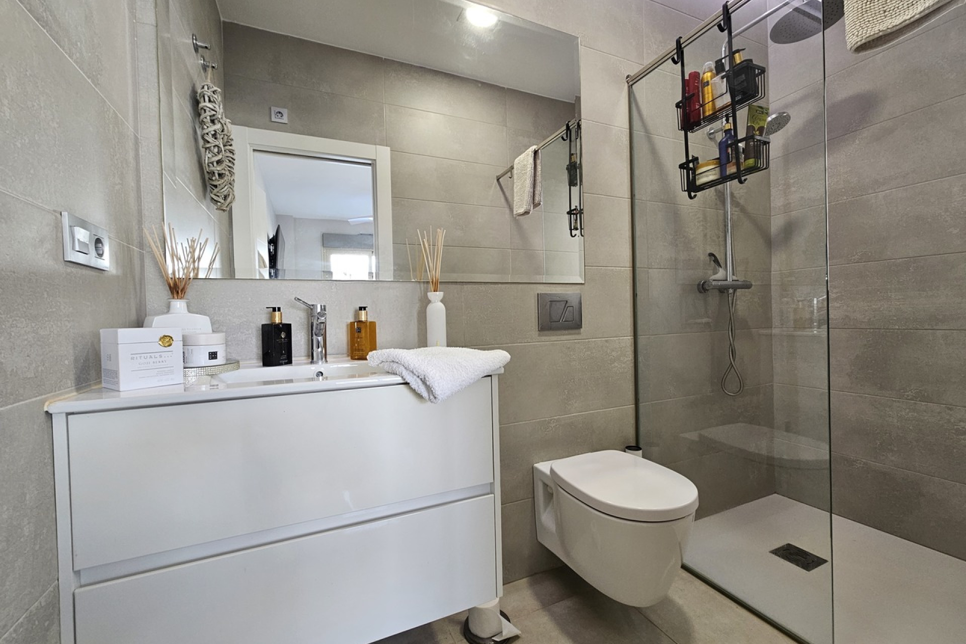 Herverkoop - 3. Halfvrijstaand huis - Villamartin - Costa Blanca Zuid