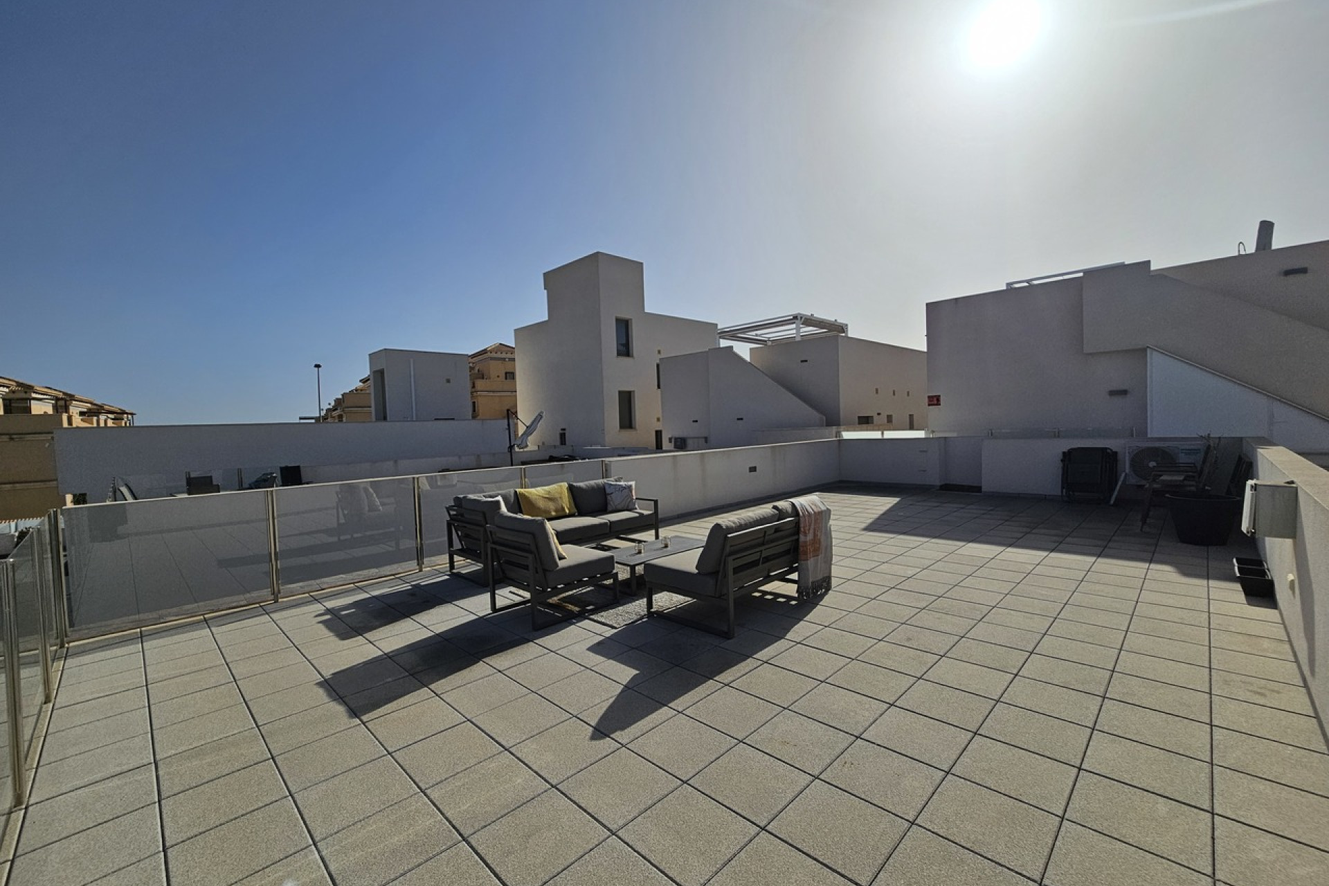 Herverkoop - 3. Halfvrijstaand huis - Villamartin - Costa Blanca Zuid