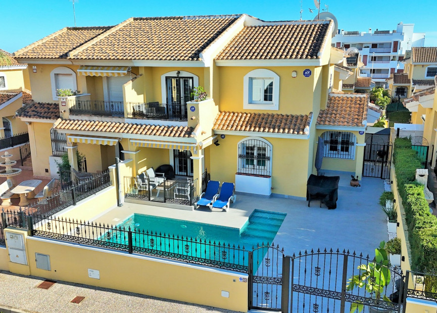 Herverkoop - 3. Halfvrijstaand huis - Villamartin - Costa Blanca Zuid