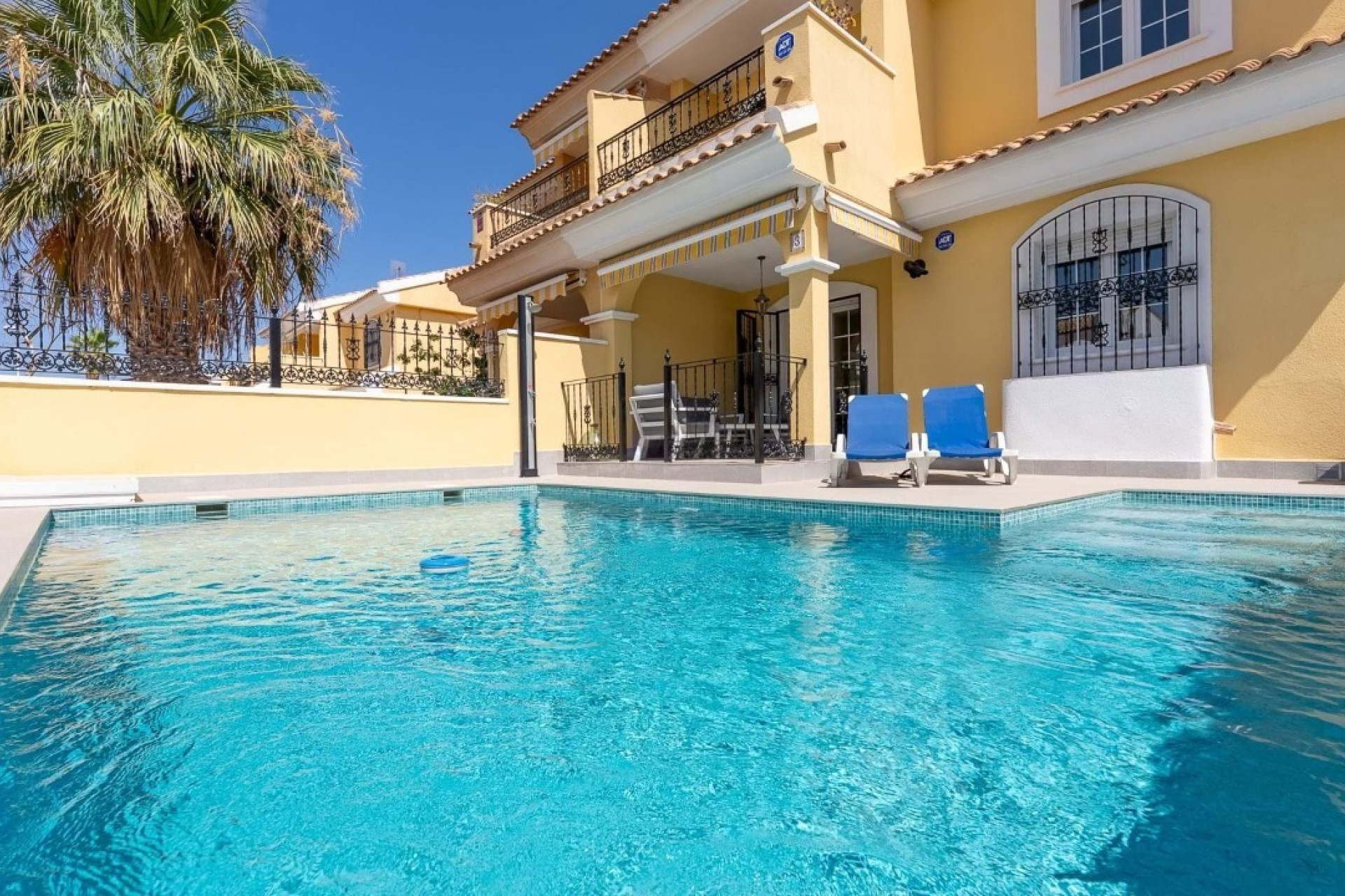 Herverkoop - 3. Halfvrijstaand huis - Villamartin - Costa Blanca Zuid