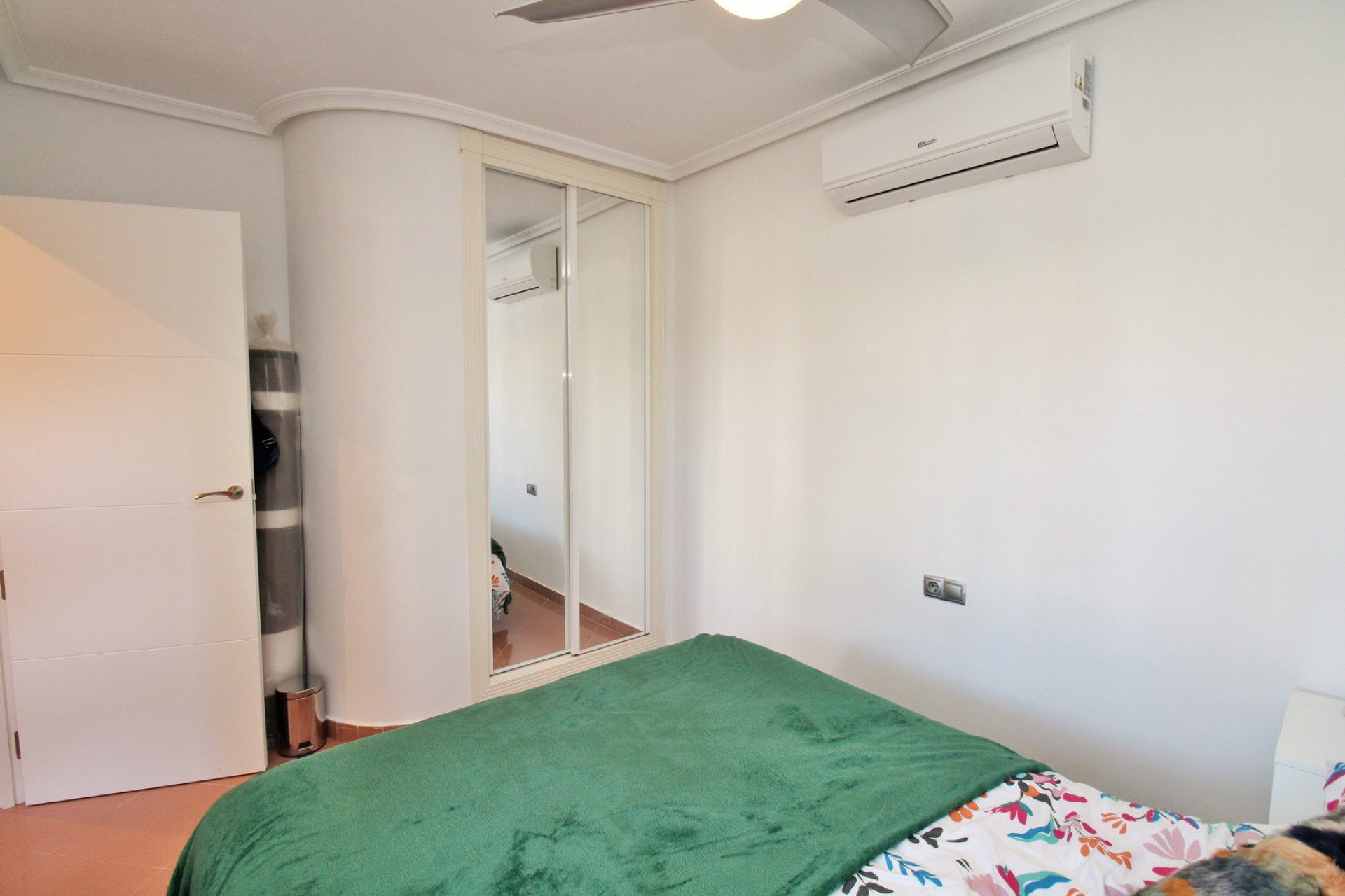 Herverkoop - 3. Halfvrijstaand huis - Villamartin - Costa Blanca Zuid