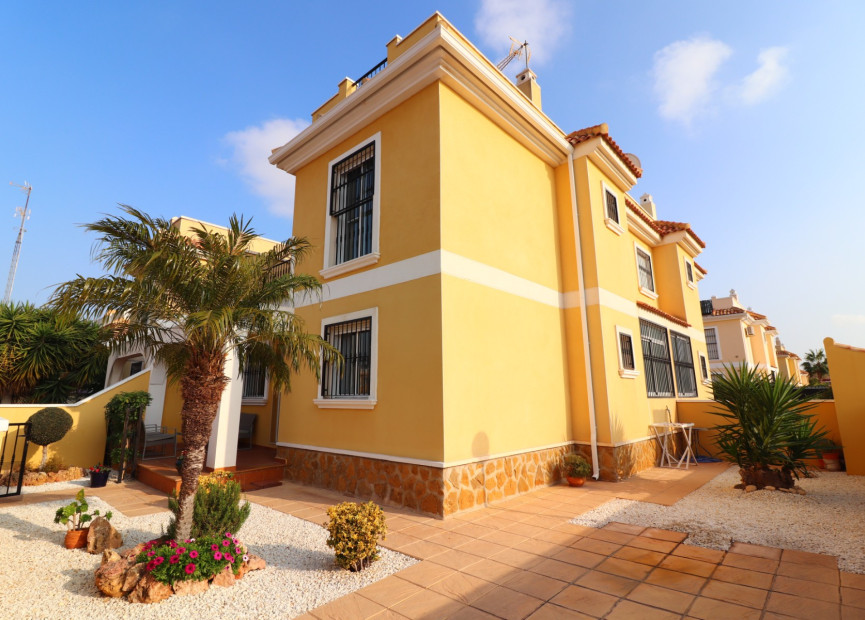 Herverkoop - 3. Semi - Detached Villa - Ciudad Quesada - Lo Marabu