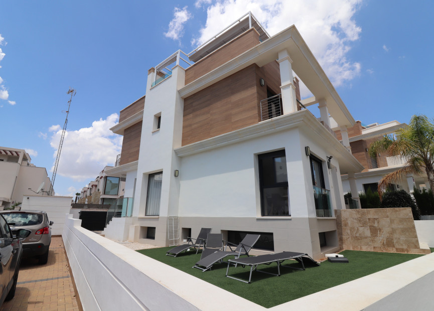 Herverkoop - 3. Semi - Detached Villa - Ciudad Quesada - Rojales