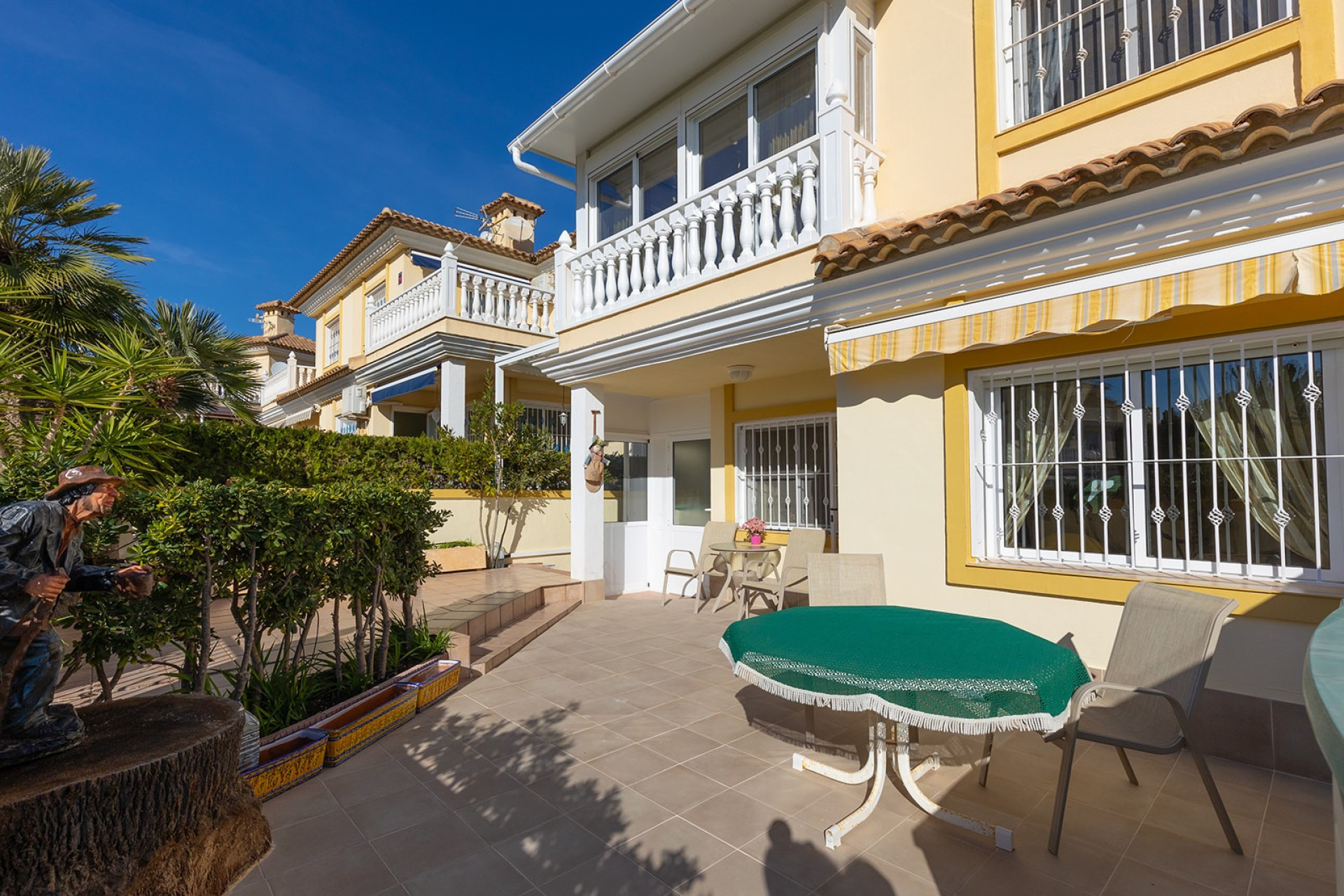 Herverkoop - 3. Semi - Detached Villa - La Mata - Torrevieja