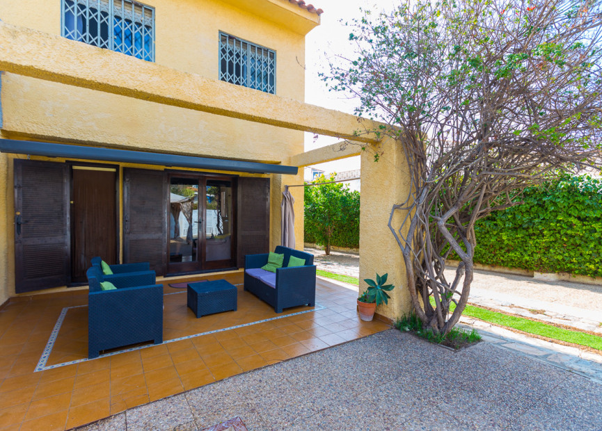 Herverkoop - 3. Semi - Detached Villa - Lomas de Cabo Roig - Orihuela Costa