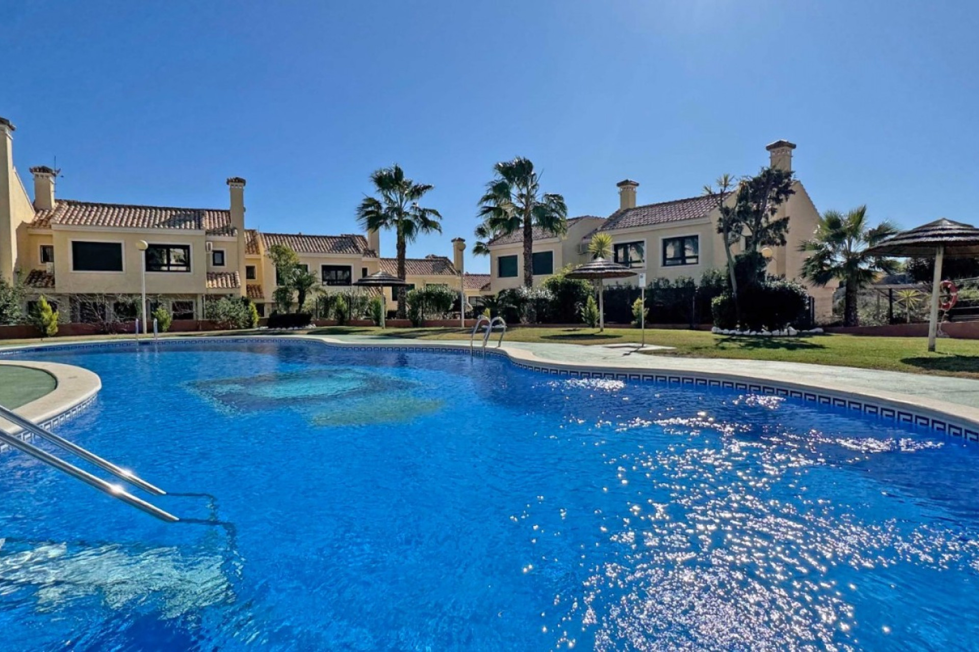 Herverkoop - 3. Semi - Detached Villa - Orihuela Costa - Lomas de Campoamor