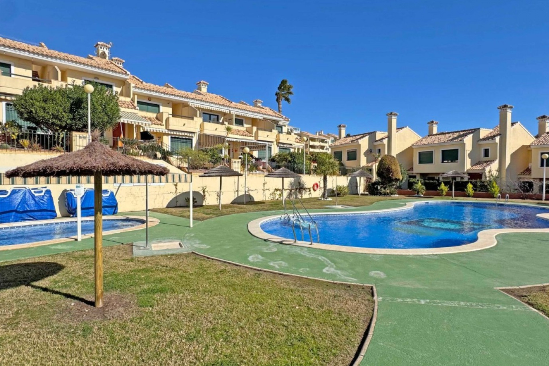 Herverkoop - 3. Semi - Detached Villa - Orihuela Costa - Lomas de Campoamor