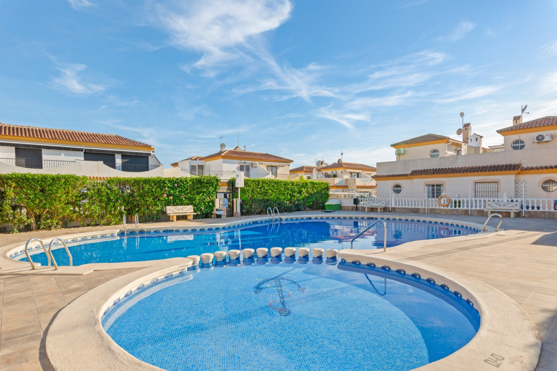 Herverkoop - 3. Semi - Detached Villa - Orihuela Costa